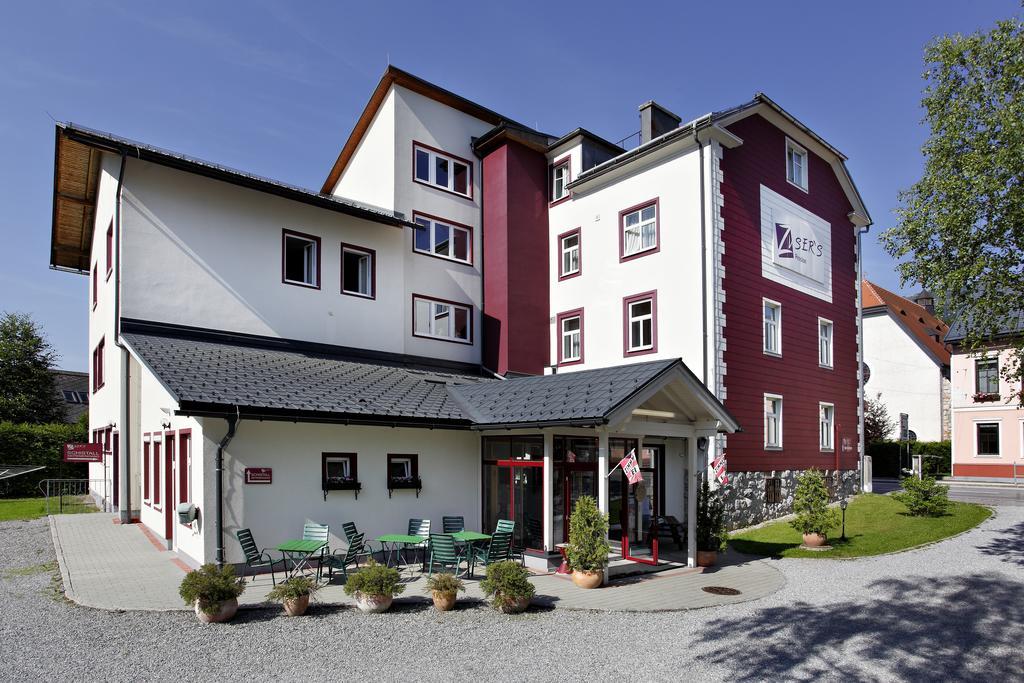 Familie Zuser Hotel Garni Міттербах Екстер'єр фото